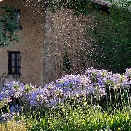 Gran Casa Restaurada Con Jardin Encantador Pueblo. * Corrales De Buelna