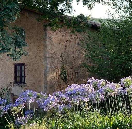 Hébergement de vacances Gran Casa Restaurada Con Jardin Encantador Pueblo.