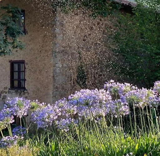 Gran Casa Restaurada Con Jardin Encantador Pueblo. * Corrales De Buelna